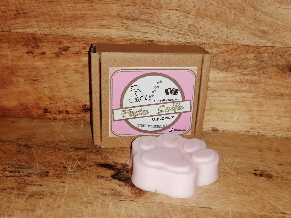 MINZBEERE - Hundeseife - Feste Seife - Rosa mit Glitzer - Pfote 25g